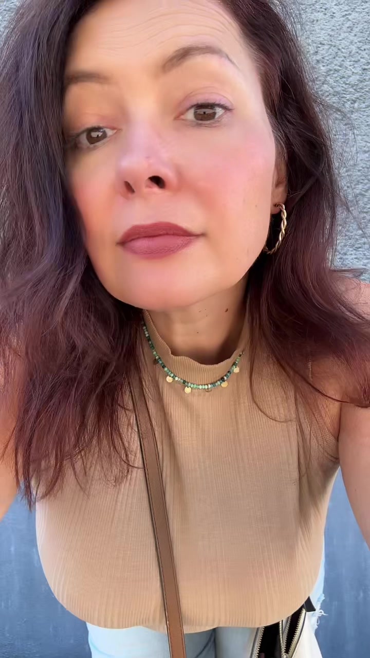 @Nela