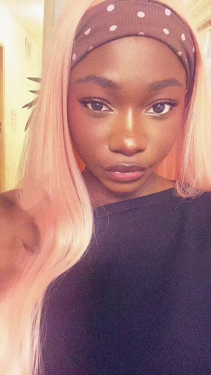 @Victoria ♡