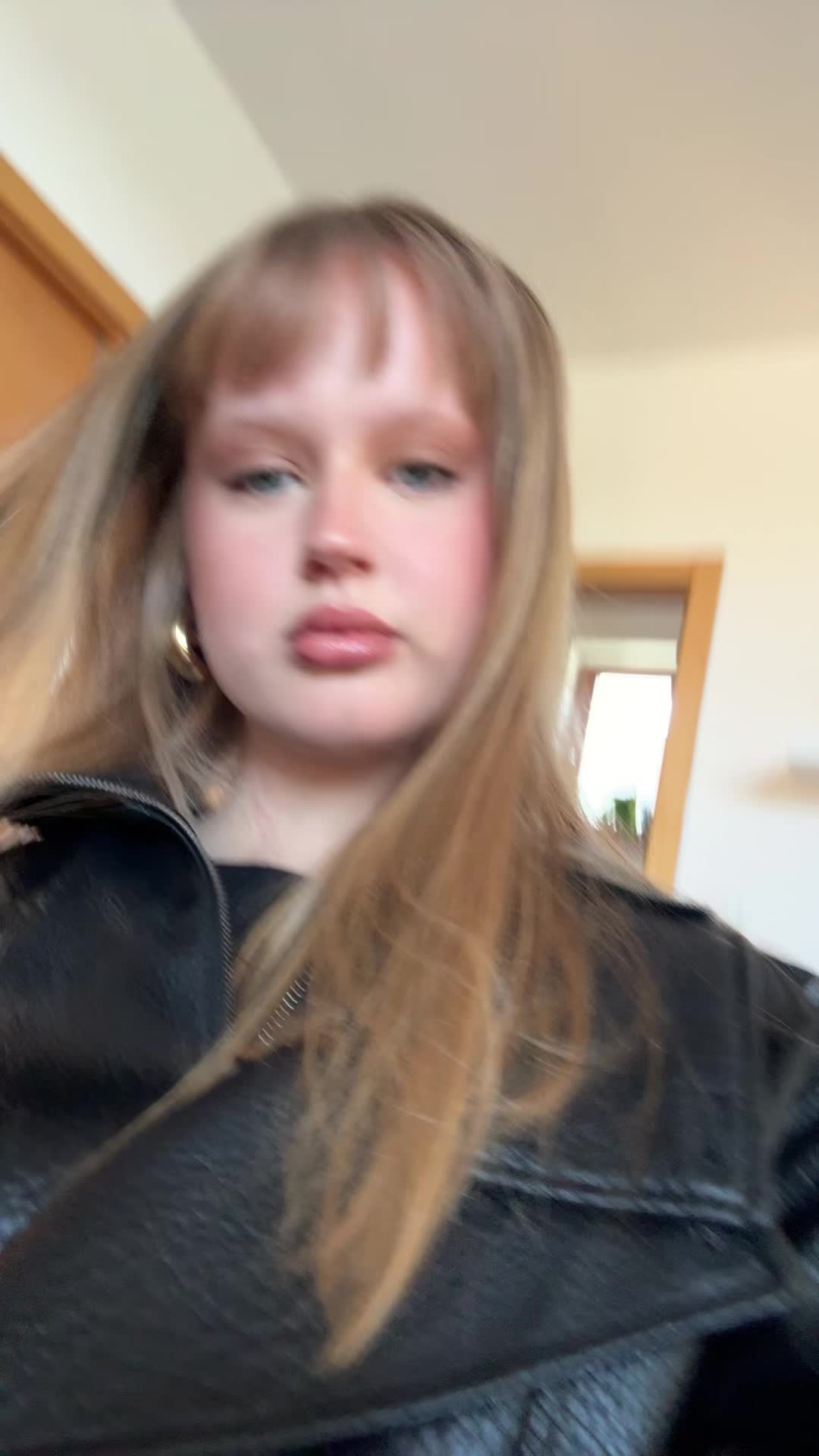 @️