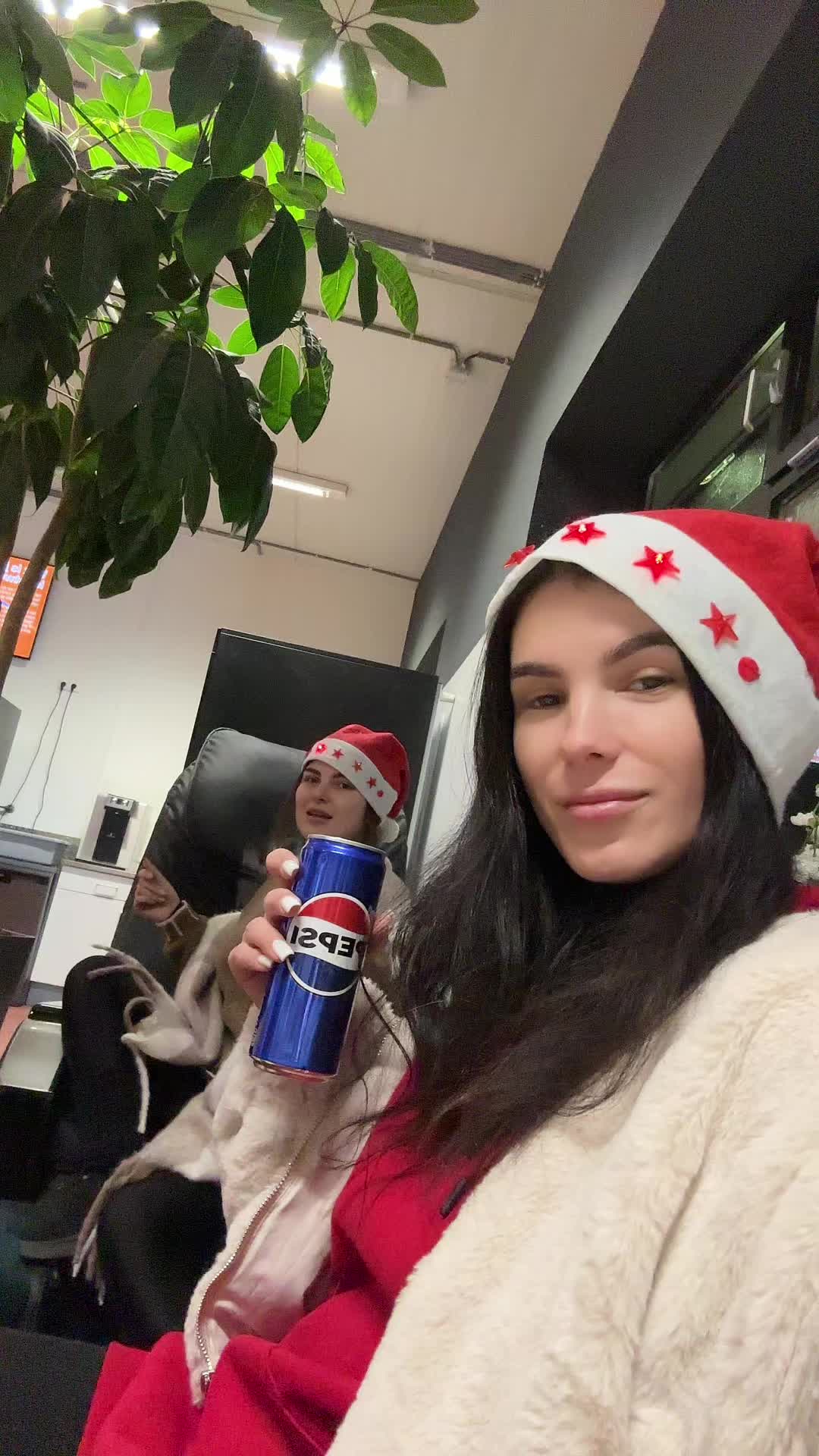 @💜