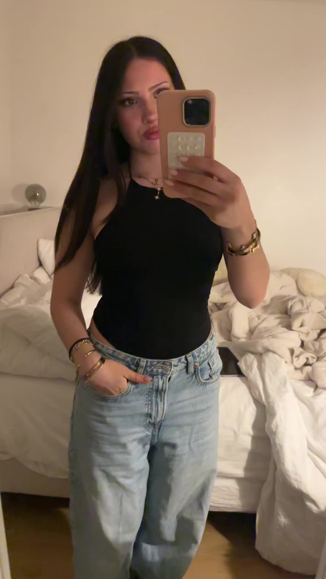 @camillehxs_