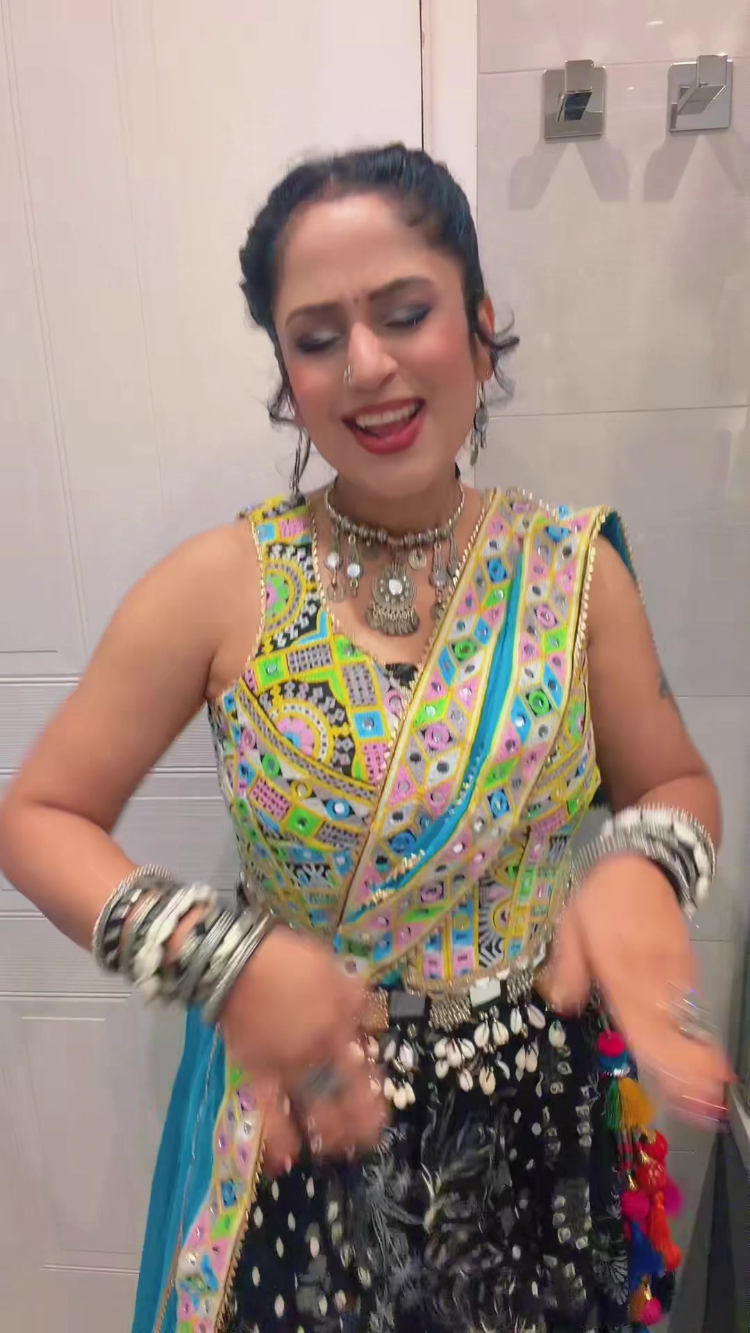 @🧿Nisha🧿