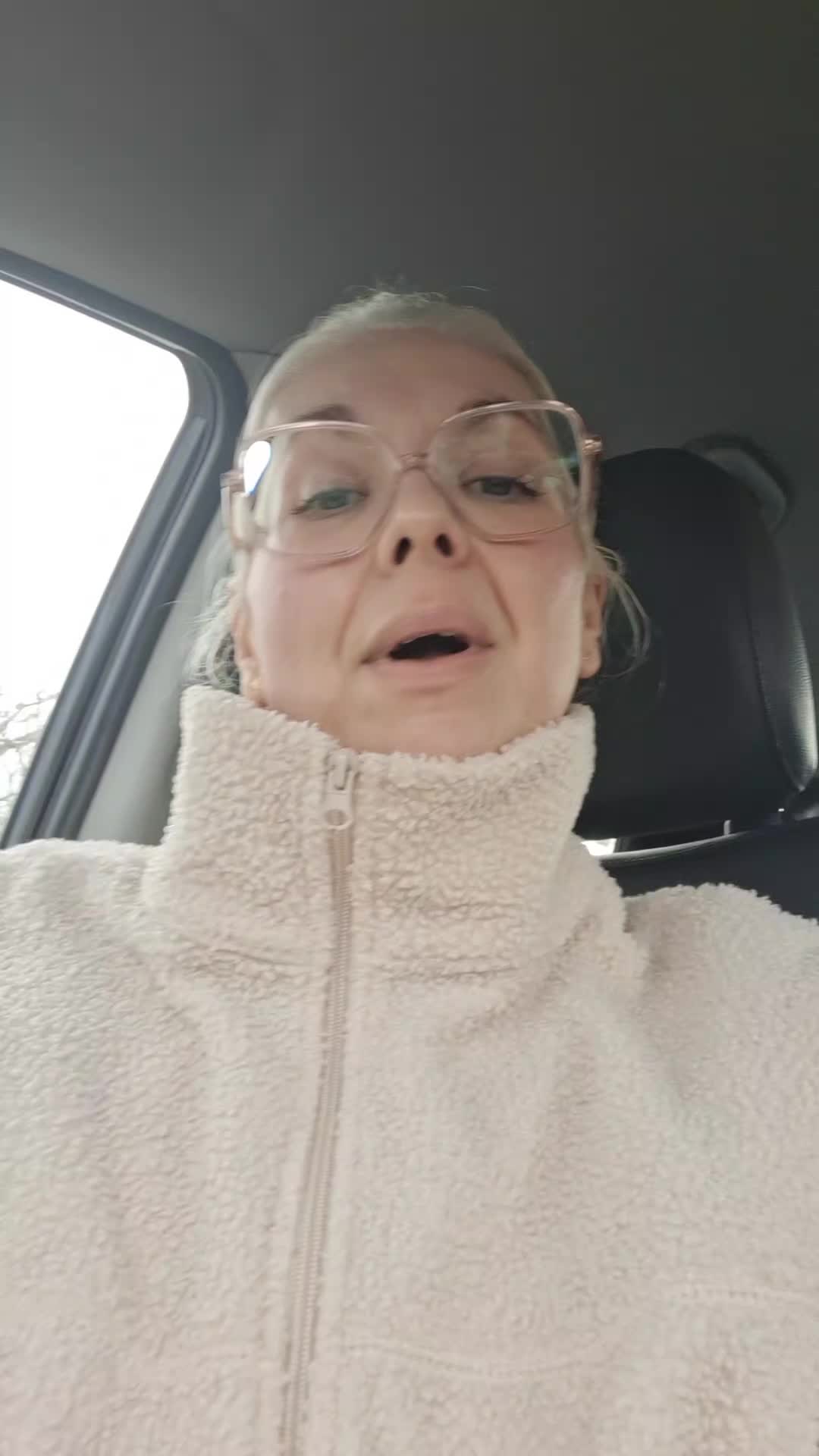 @Tina-Obese Woman in Remission