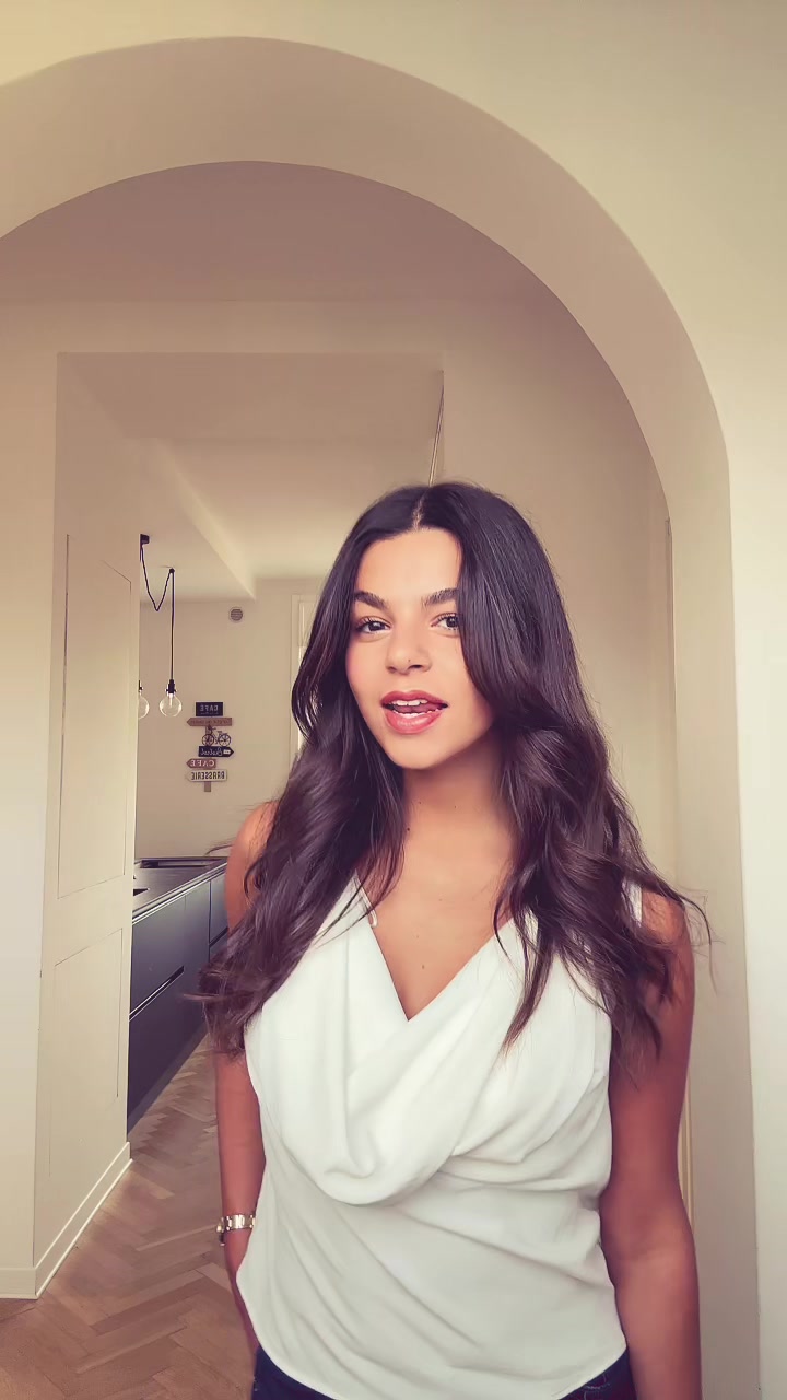 @cate.mossenta