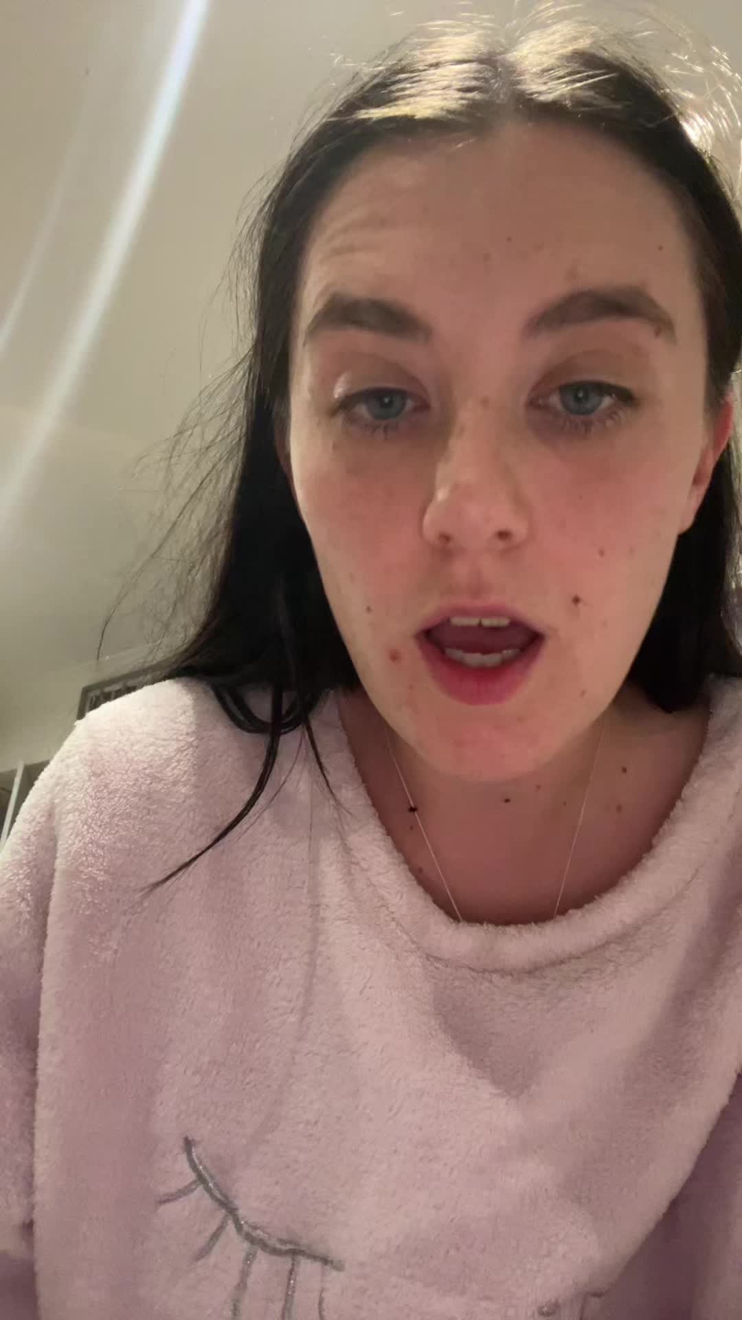 @shedeservescare