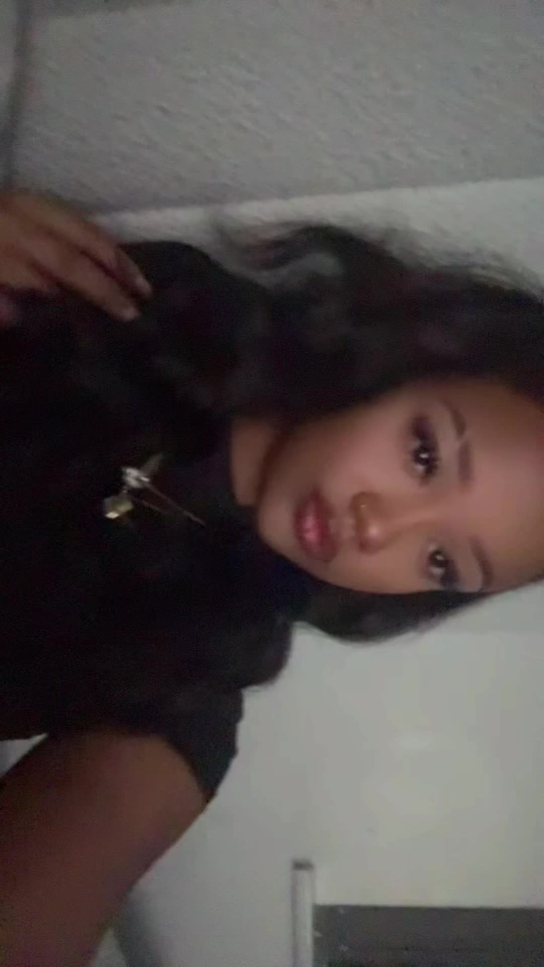 @mon