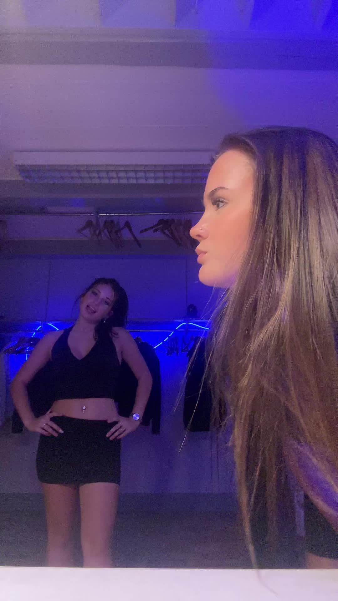 @𝓛𝓲𝓷𝓮-𝓢𝓸𝓯𝓲𝓮🥂🪩