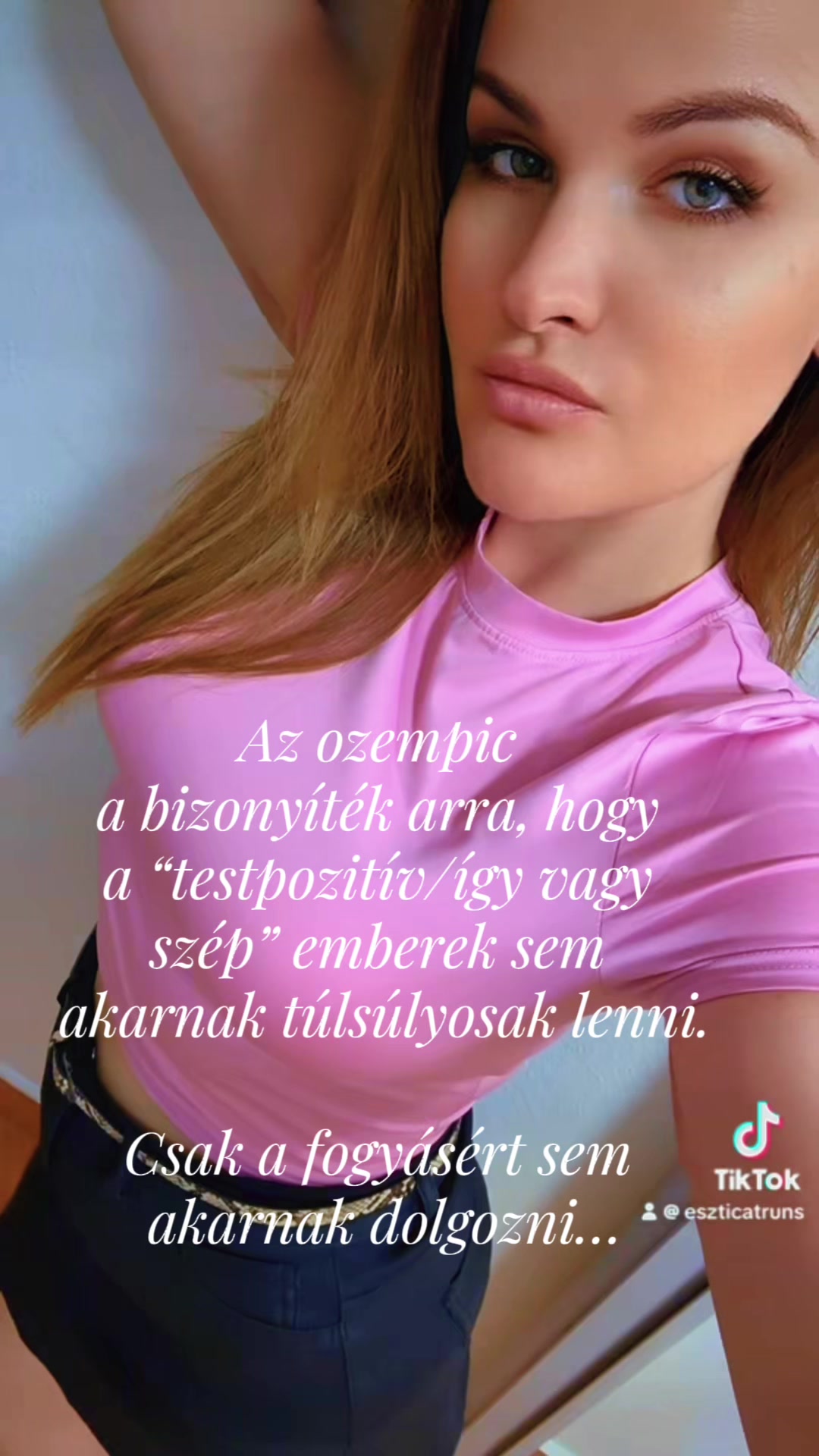 @EsztiCat🩷
