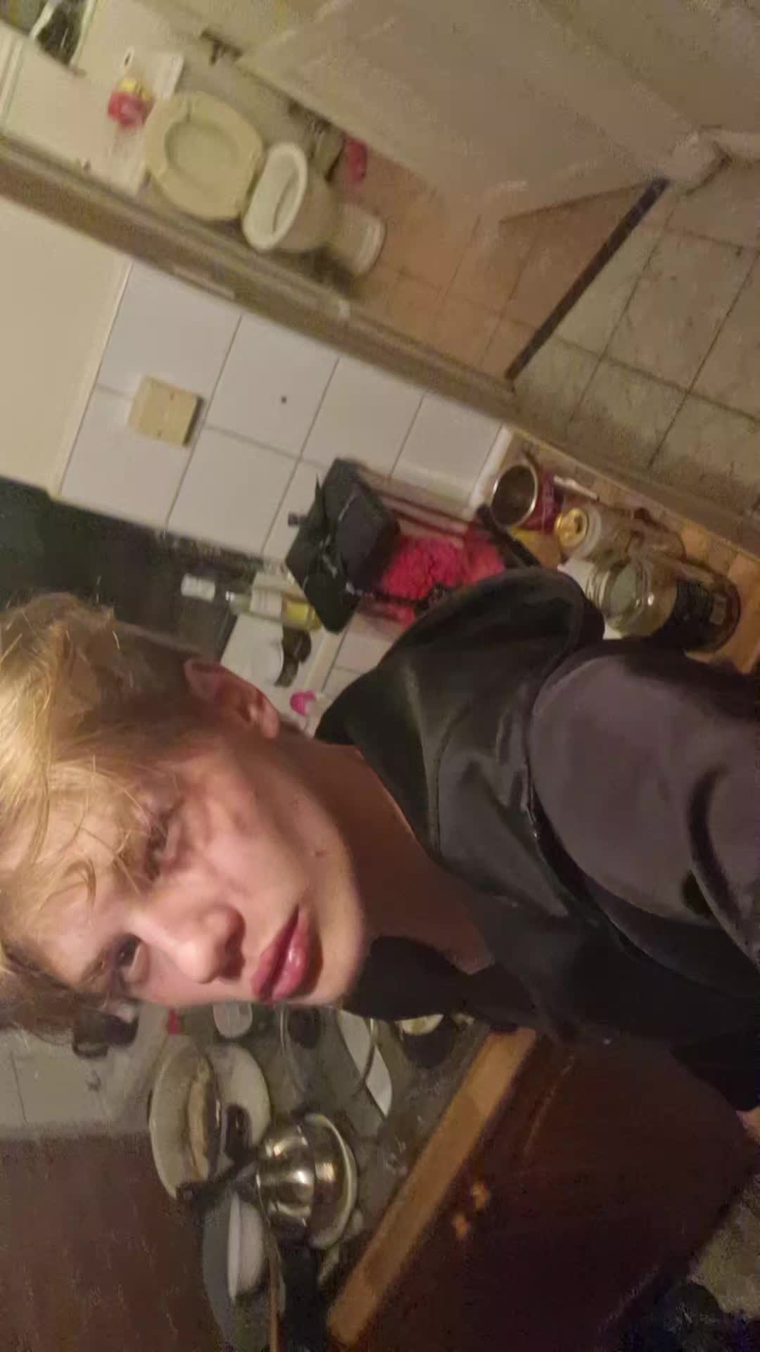 @ghostez32