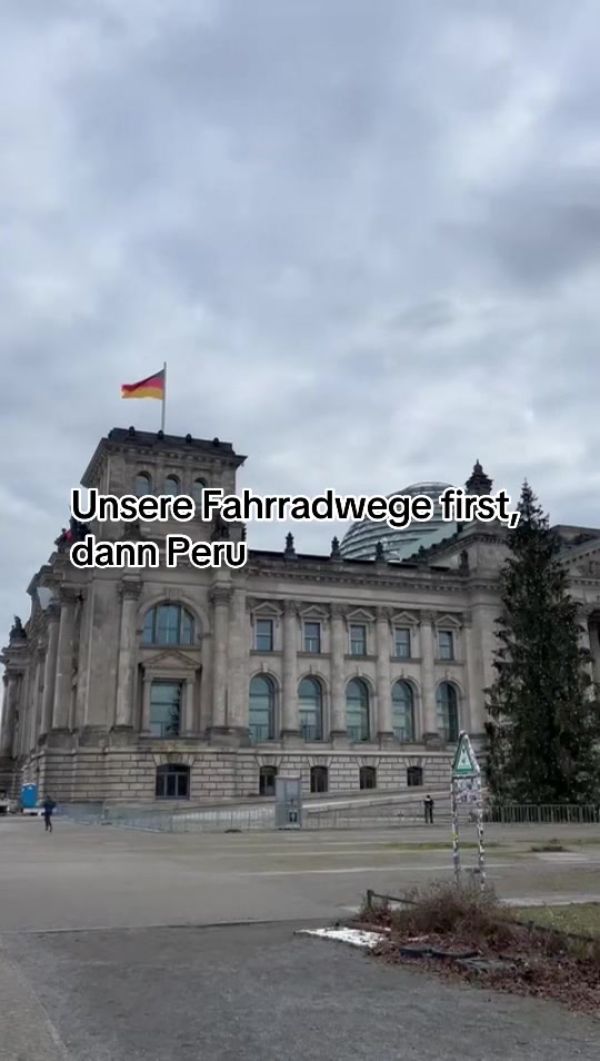 @julisbielefeld