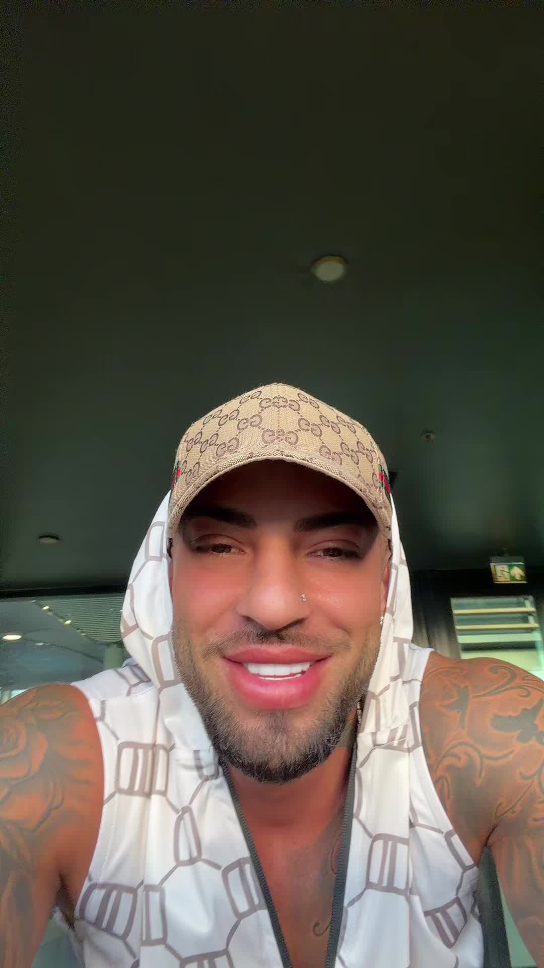 @Gu$ztâv_Official