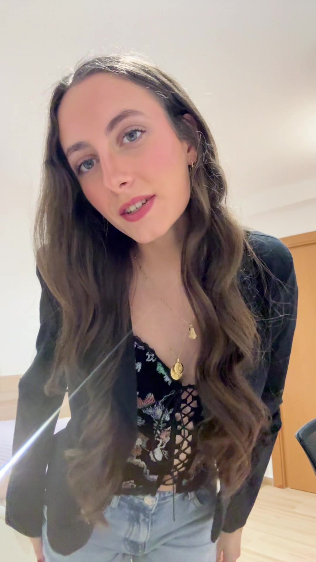@aitana león mena