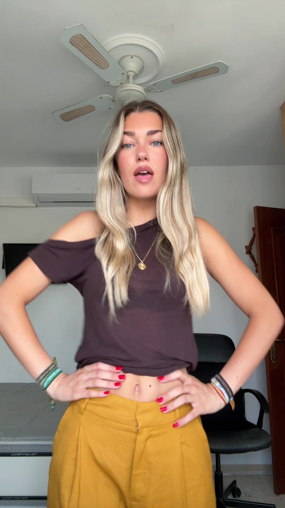 @victoria lópez
