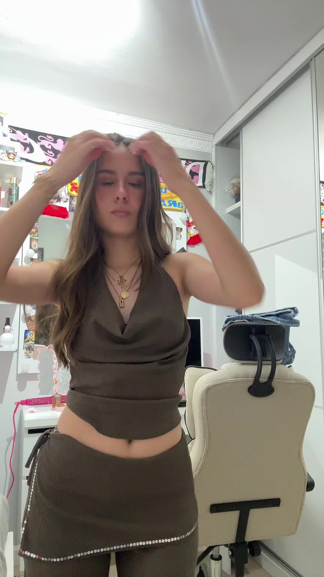 @️