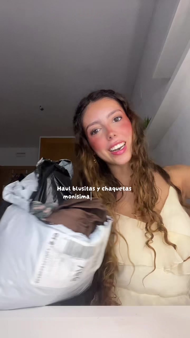 @𝒩𝒶𝓉𝒾🌸