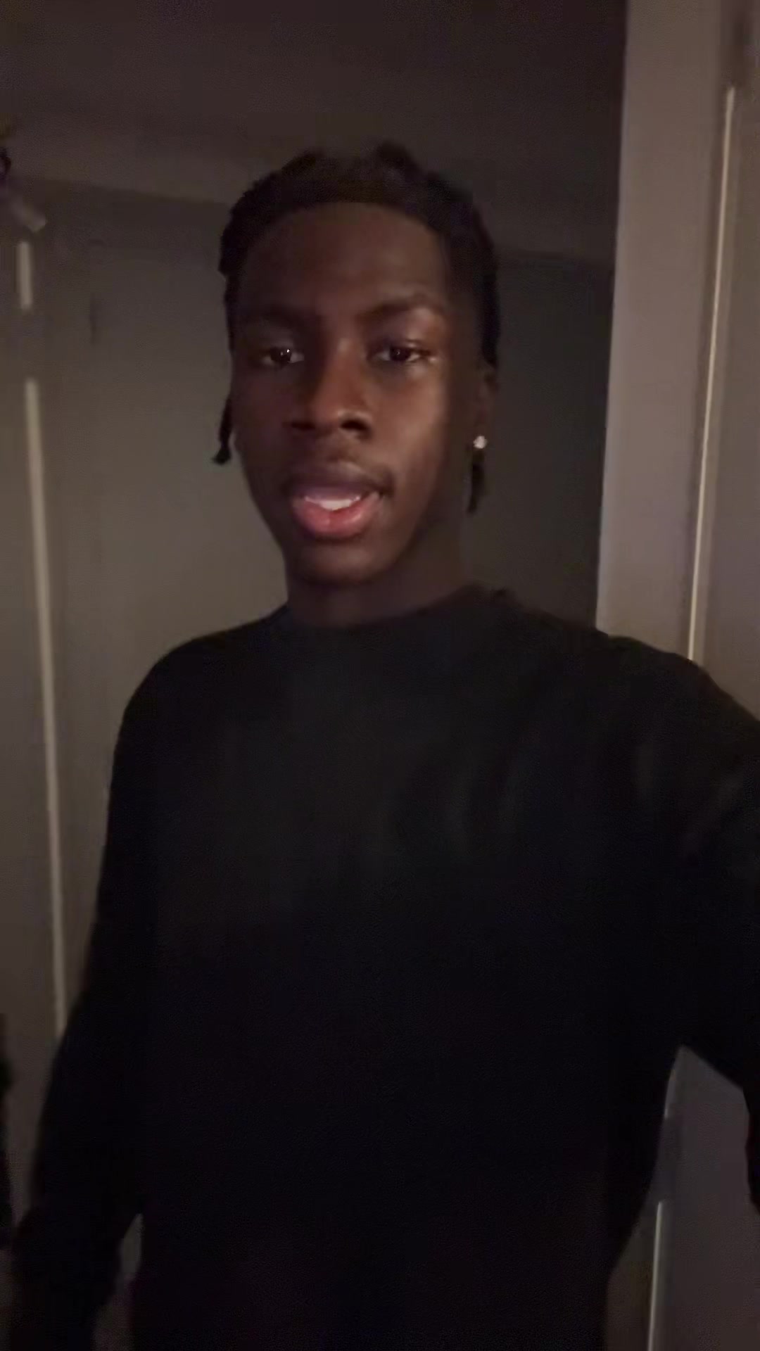 @𝐑𝟐 𝐱 𝐁𝟐