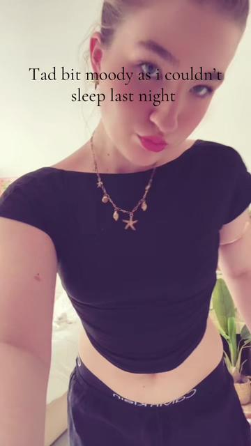 @ellie_main02