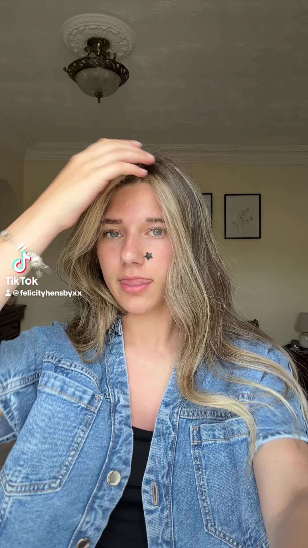 @felicityhx