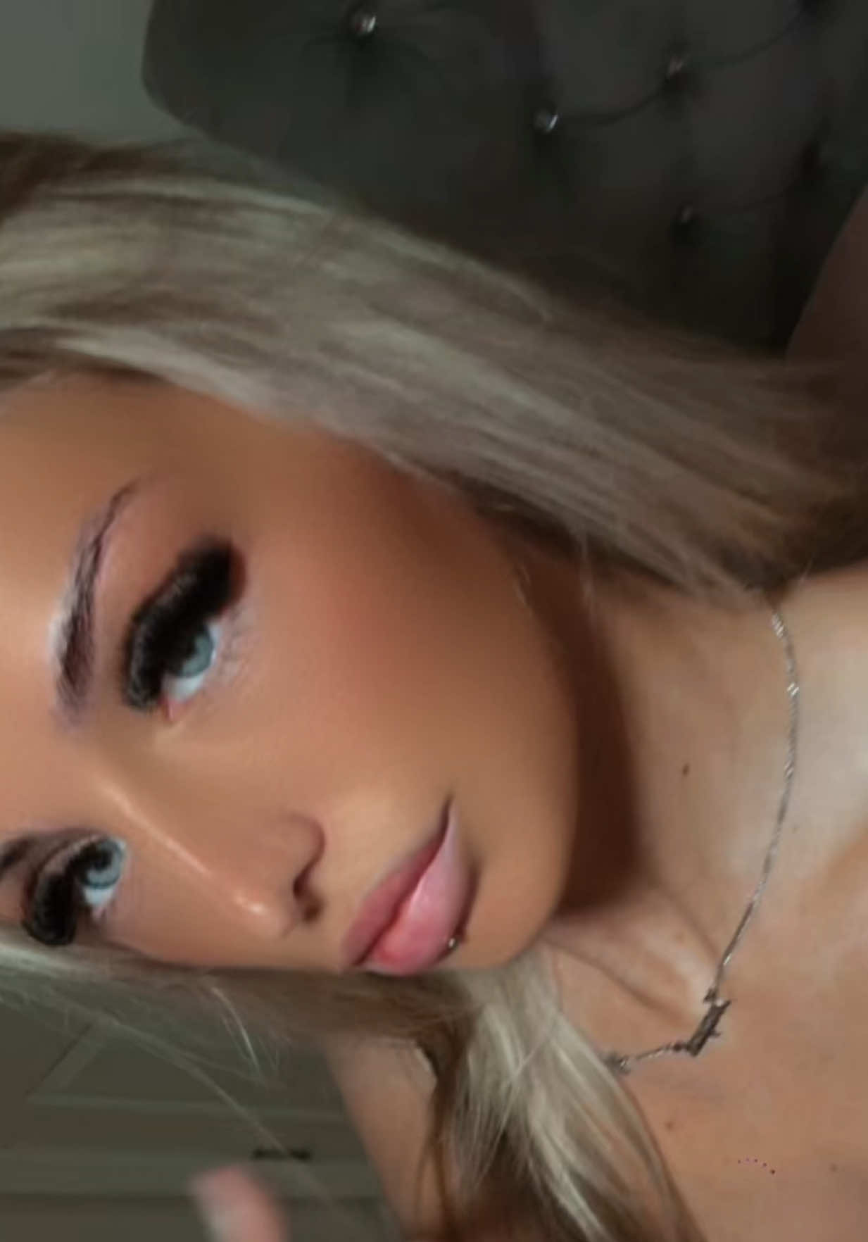 @𝐿𝑒𝒶
