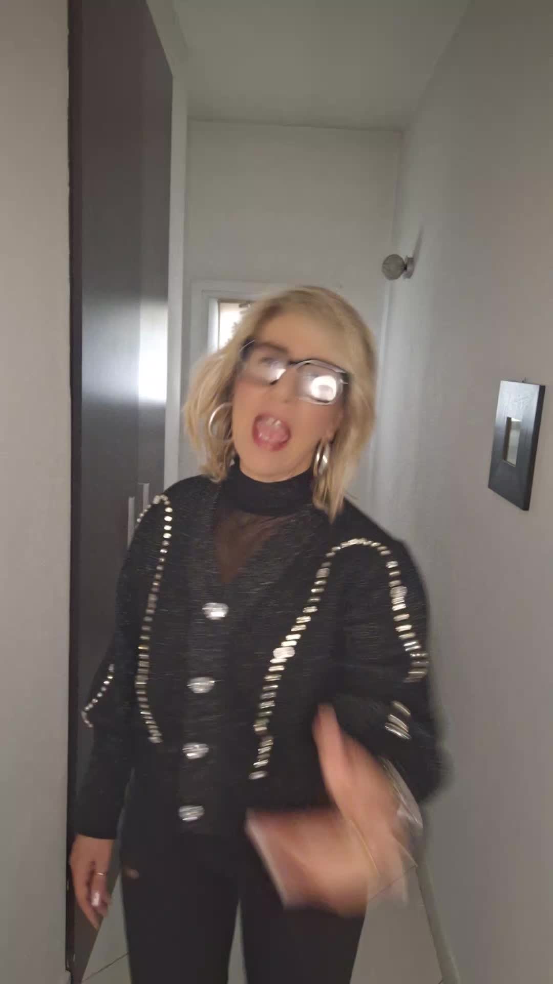 @Linda
