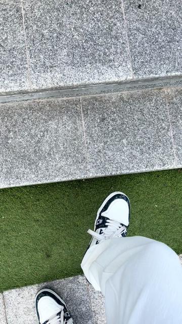 @DXB