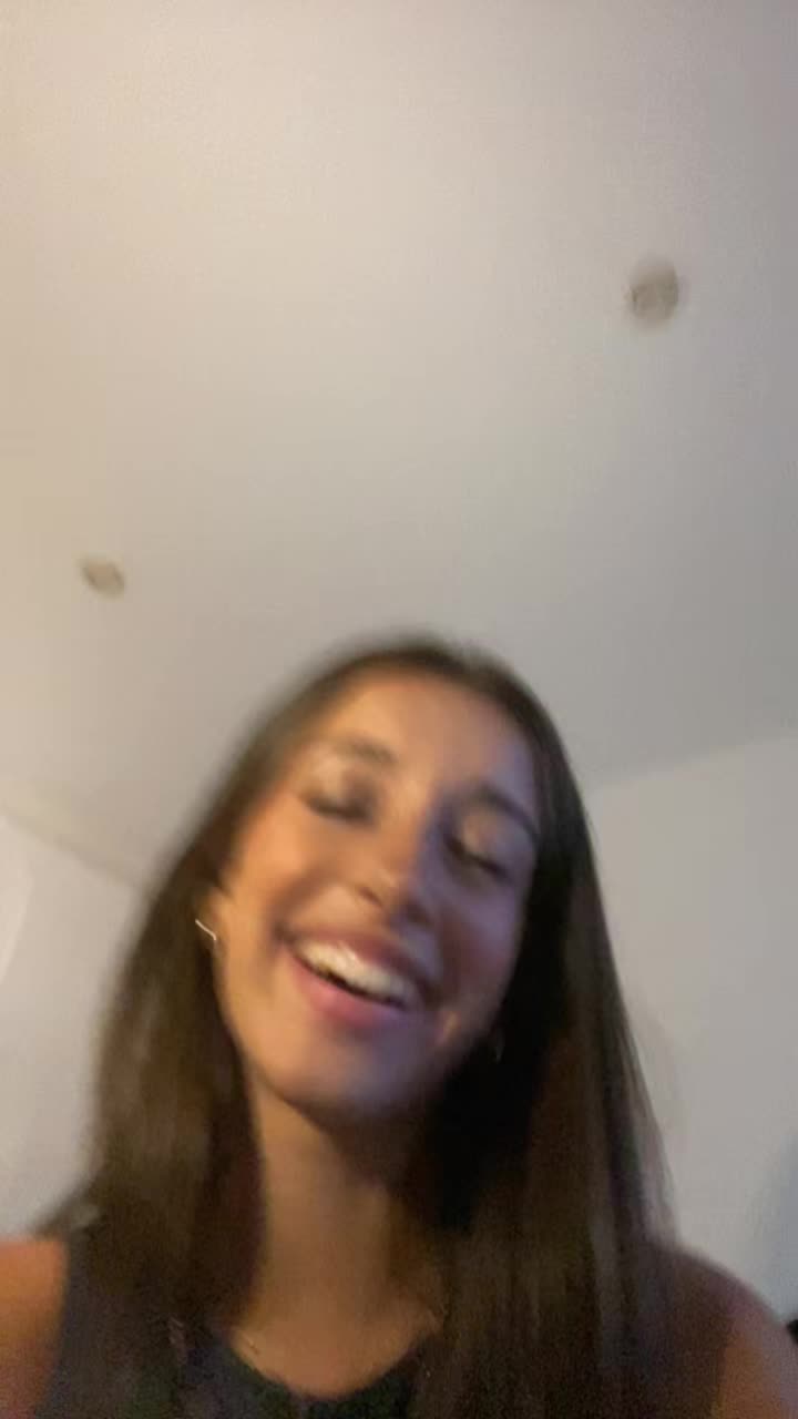 @Inés