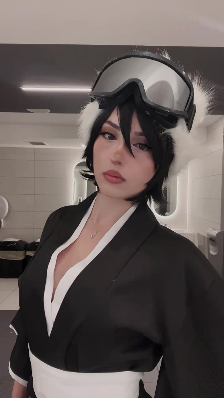 @Sez