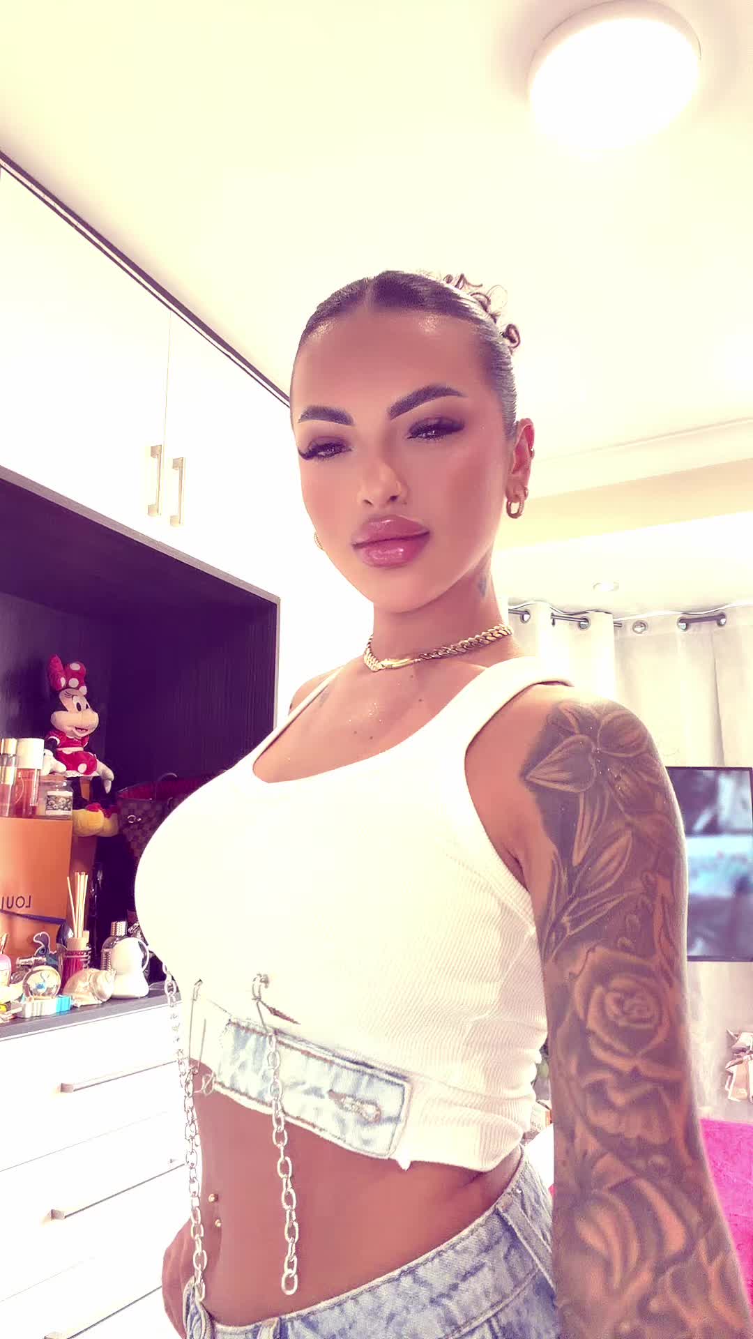 @Georgiana_flo