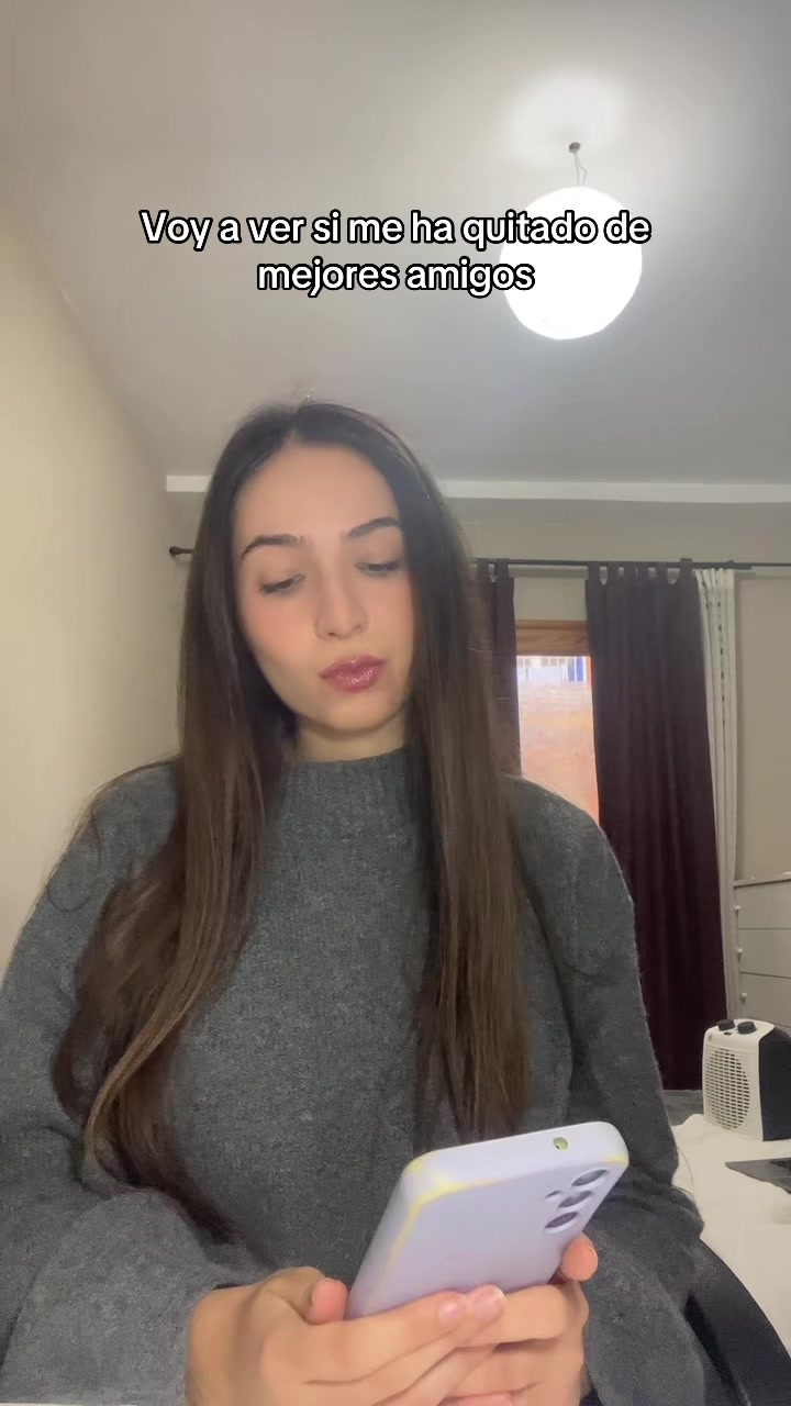 @Elenita