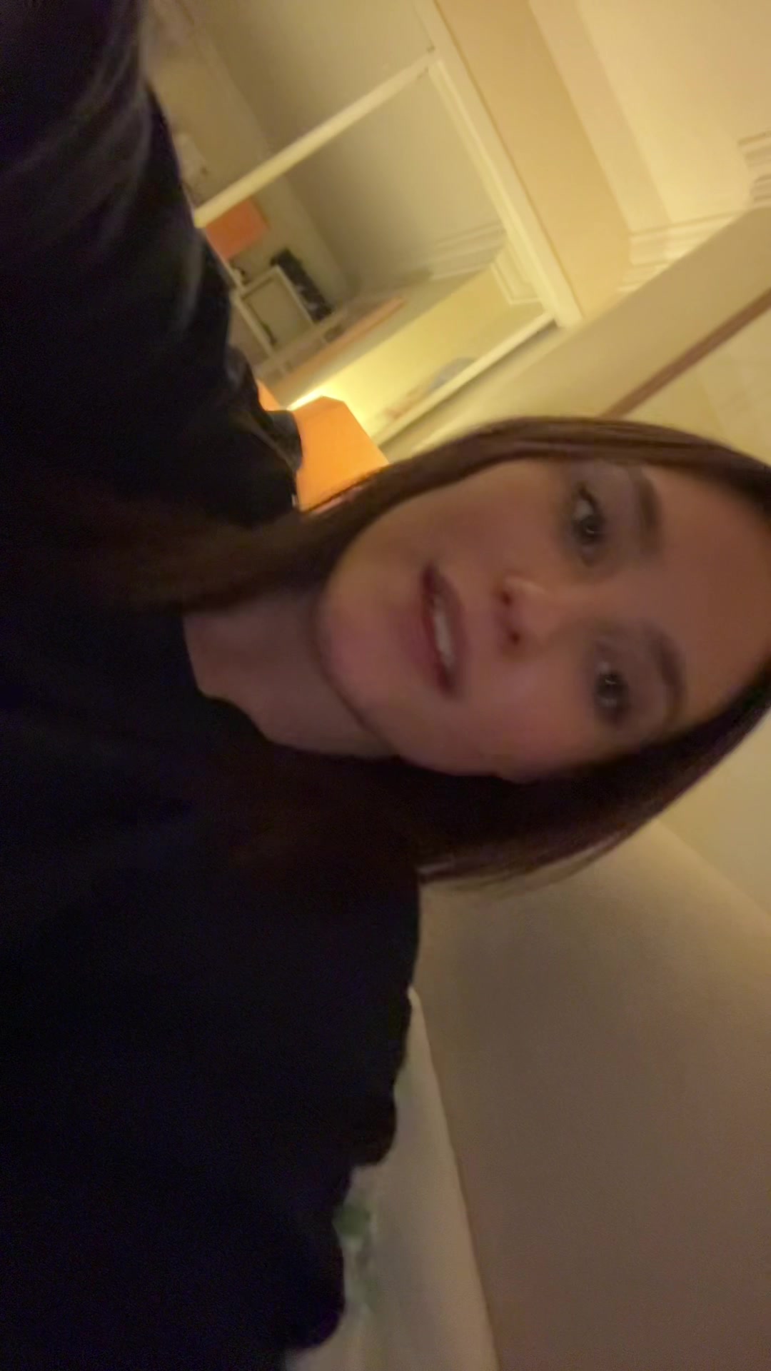 @lo