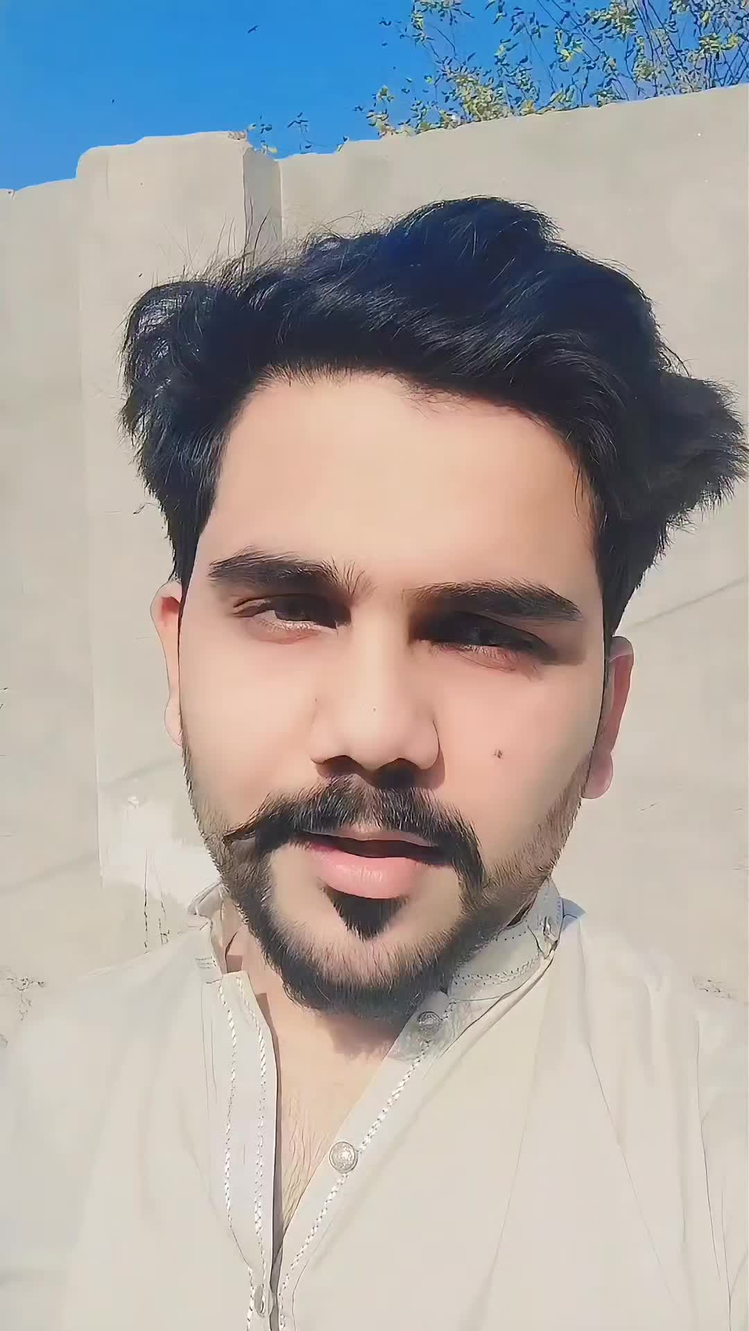 @Fayyaz    D I K✨