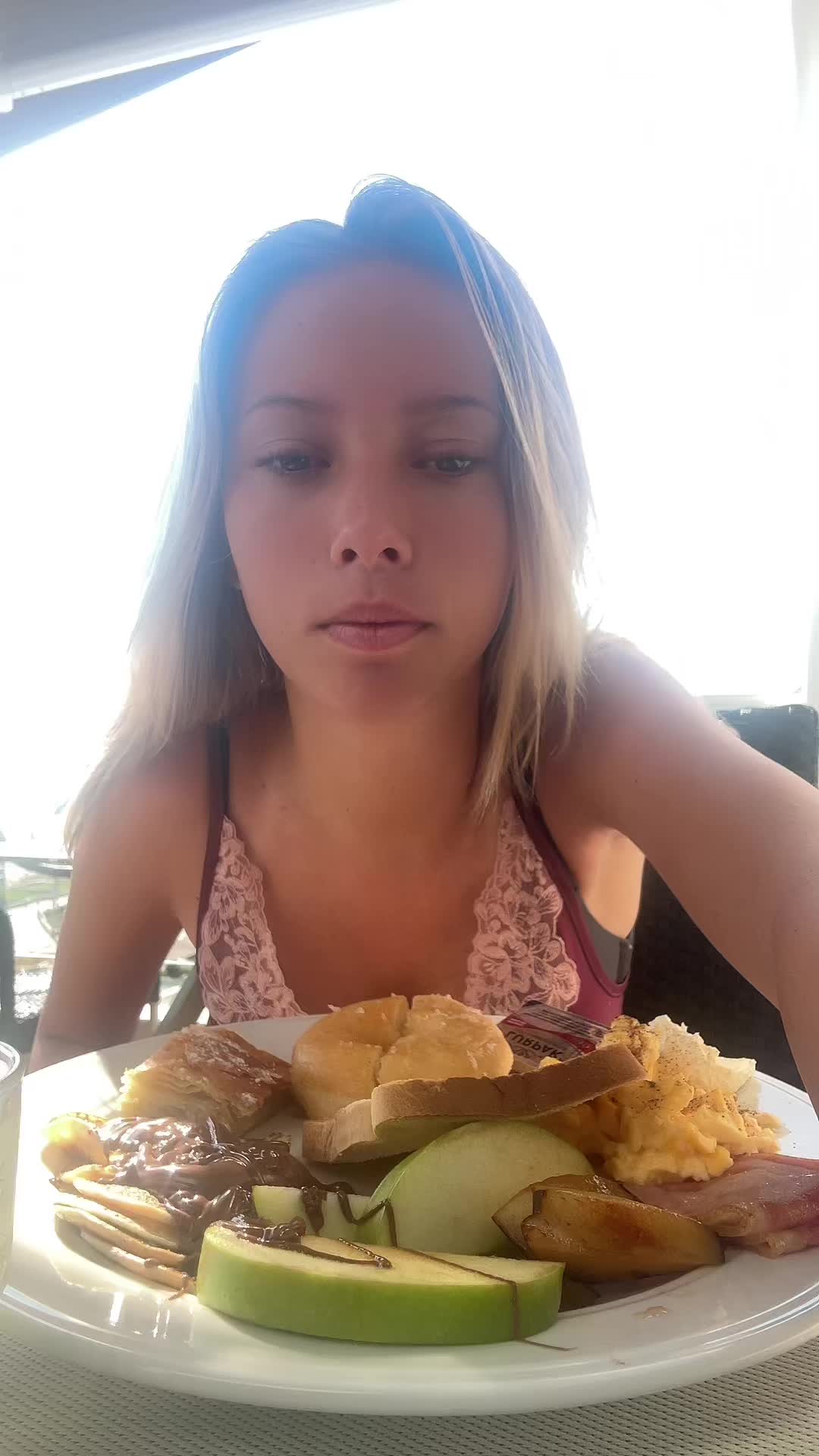 @alexandra ๐ฉโค๏ธ๐๐จ๐