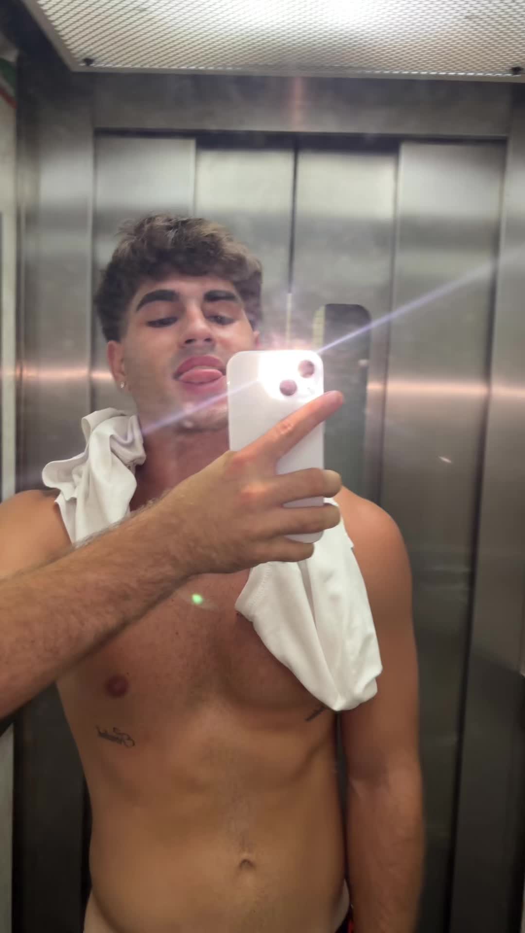 @llucsubiroos