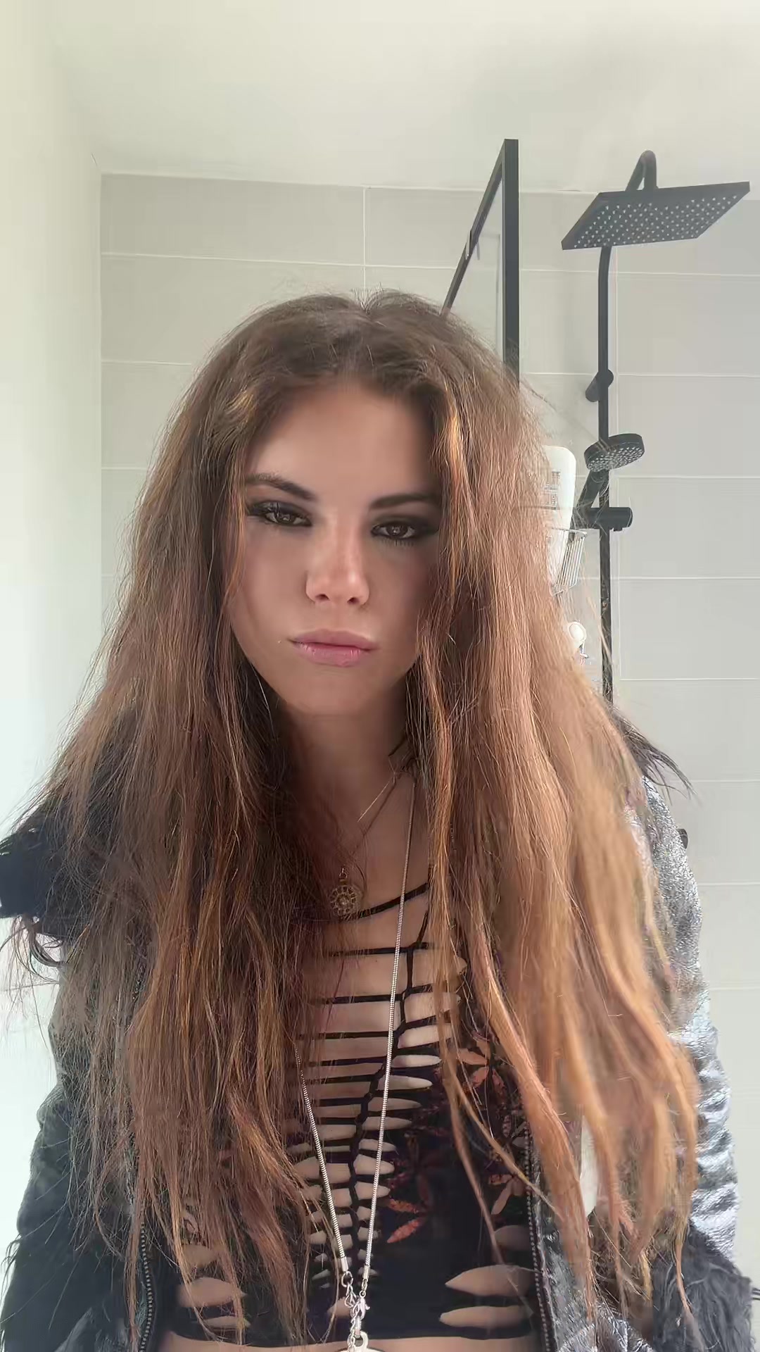 @isobel