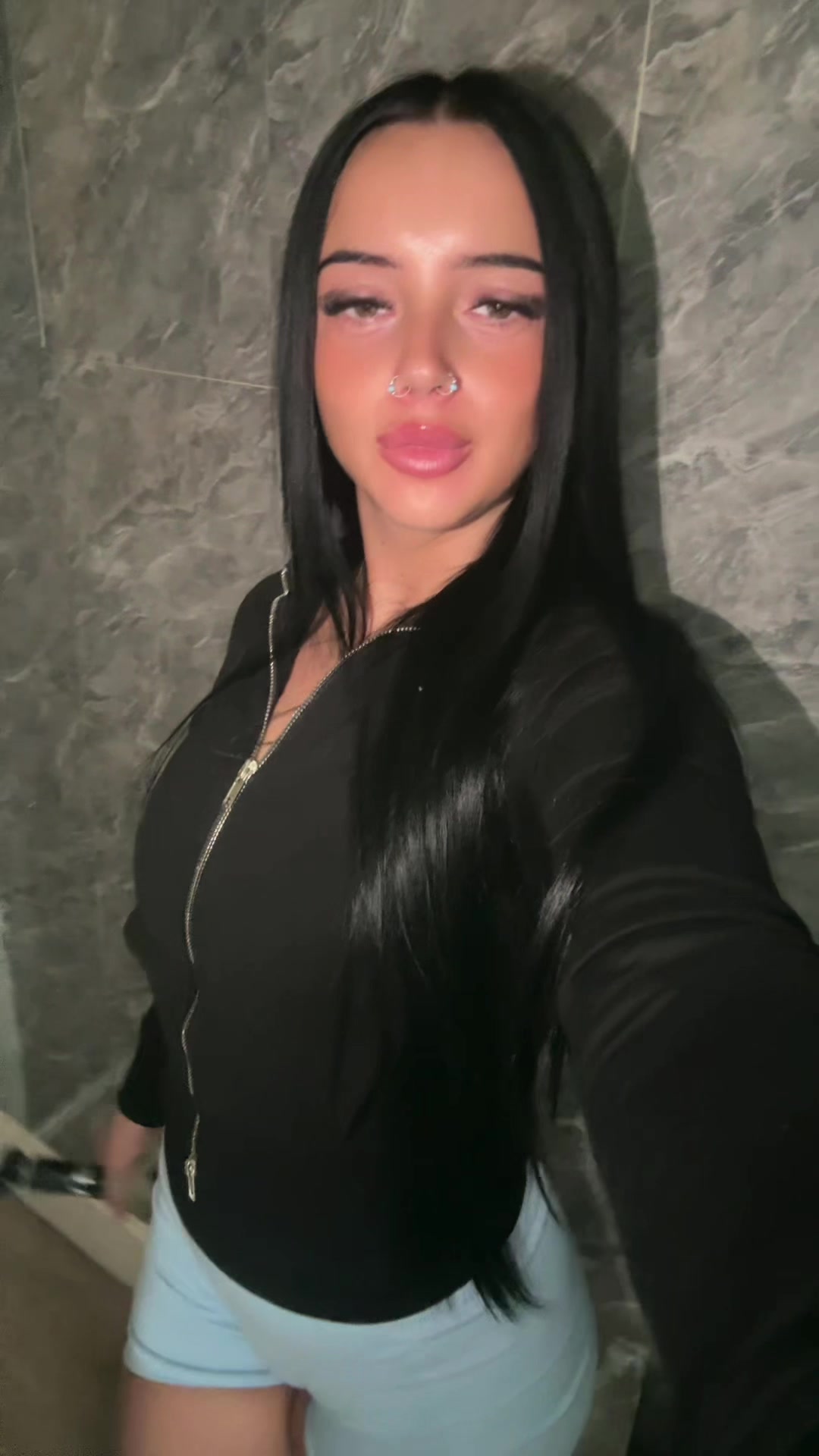 @Toni 🤍