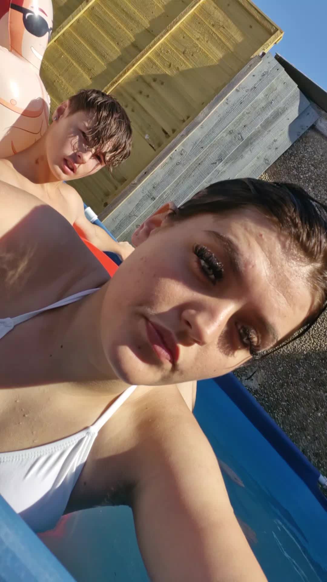 @Julie 💕🖤