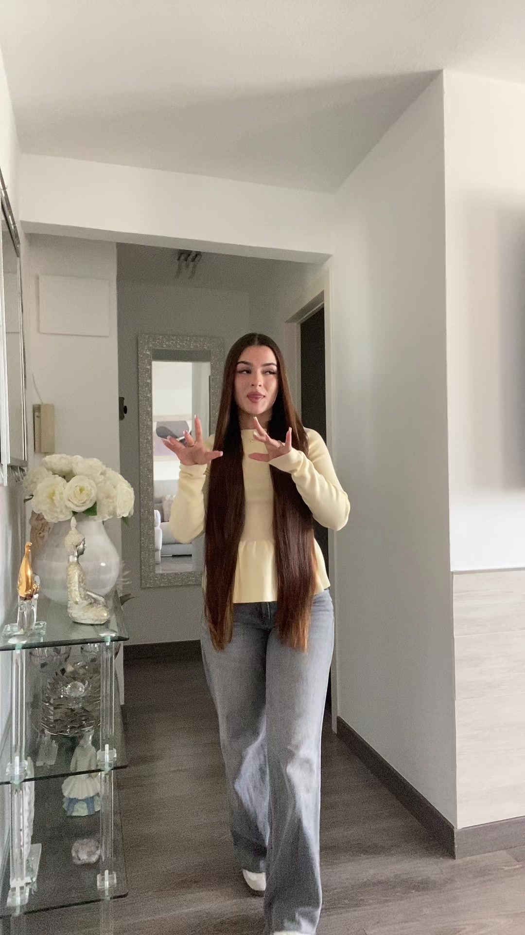 @martadaniiela