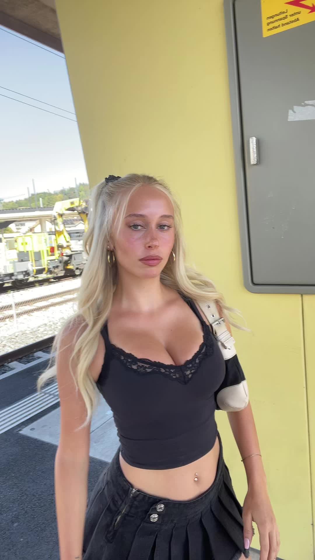 @swiss.twins