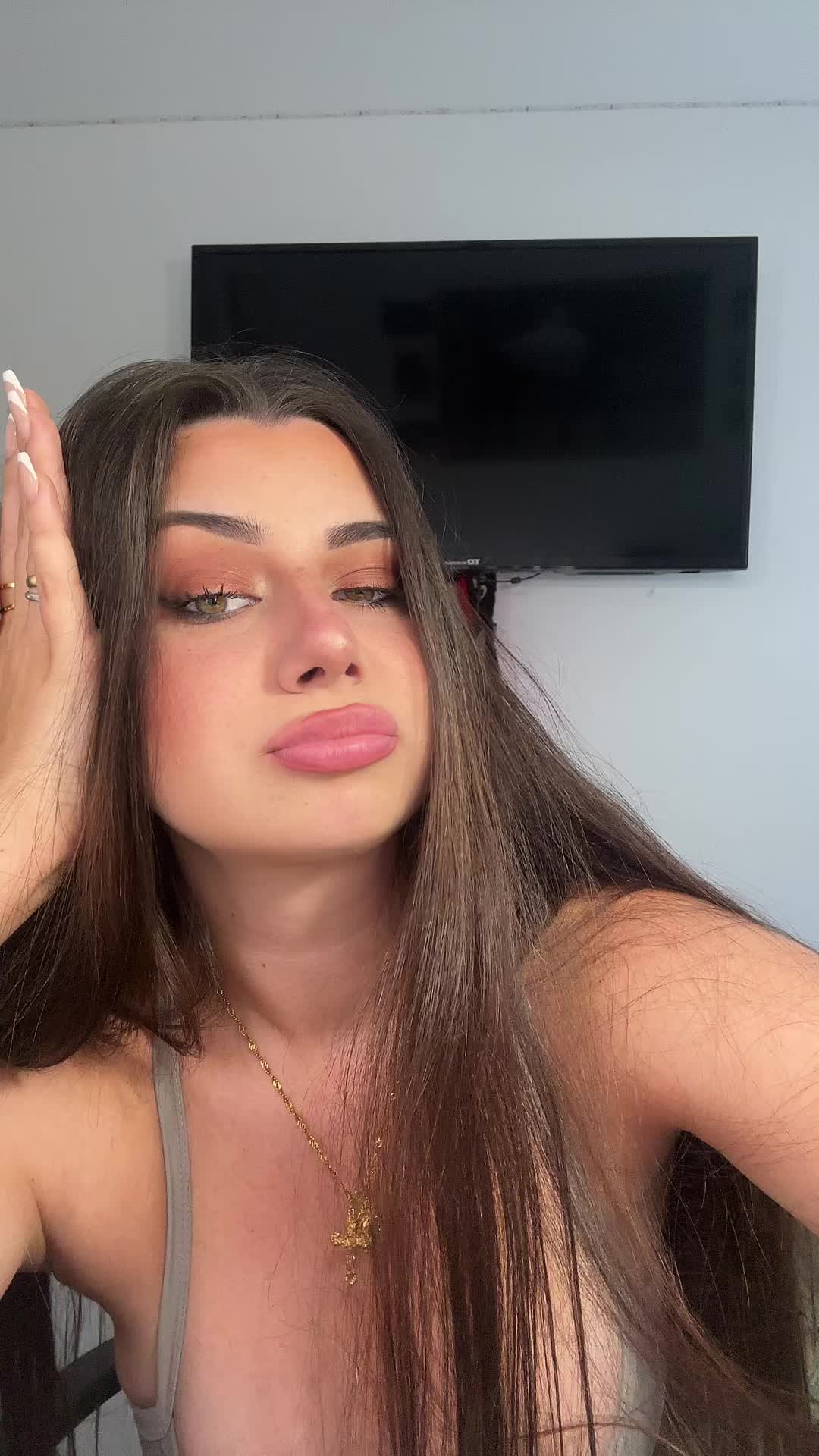 @ST