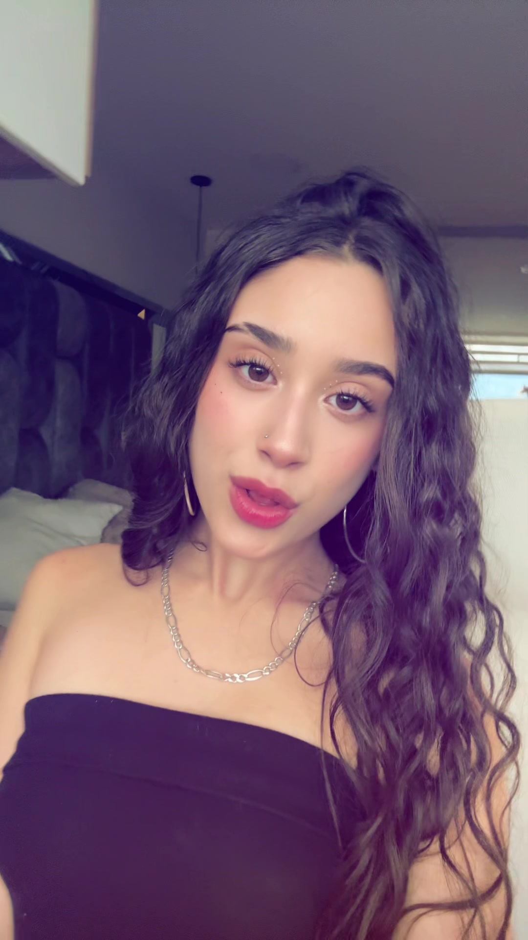 @valeria_🪬