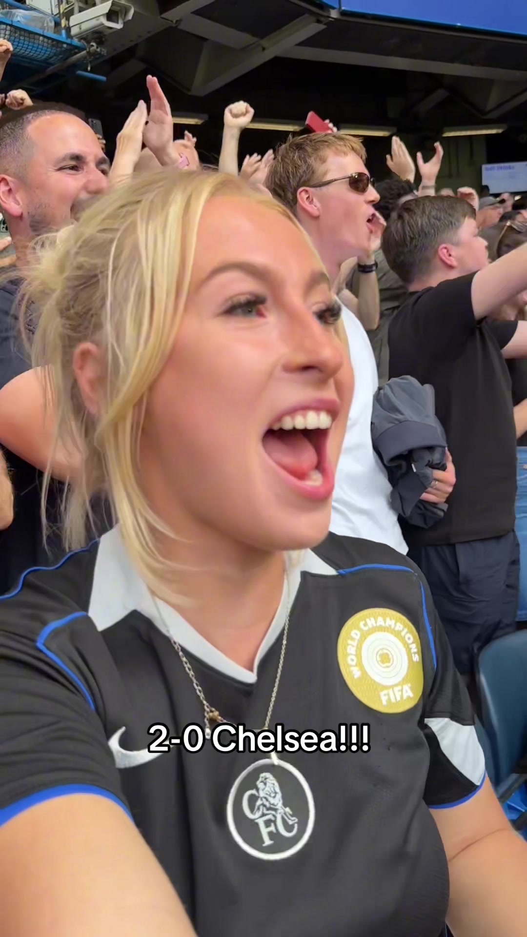 @astridwett