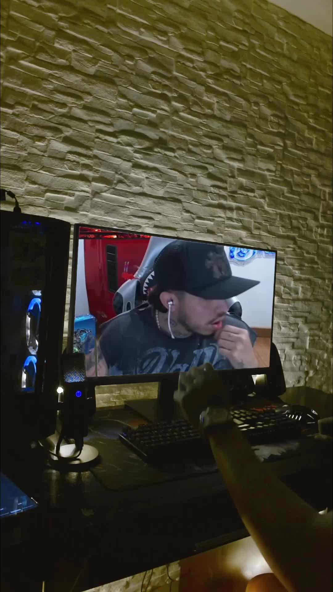 @soy_julian
