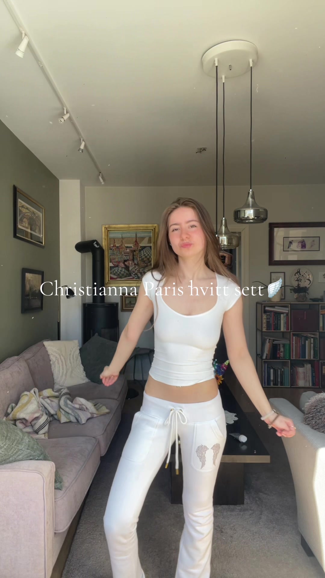 @christiannaparis