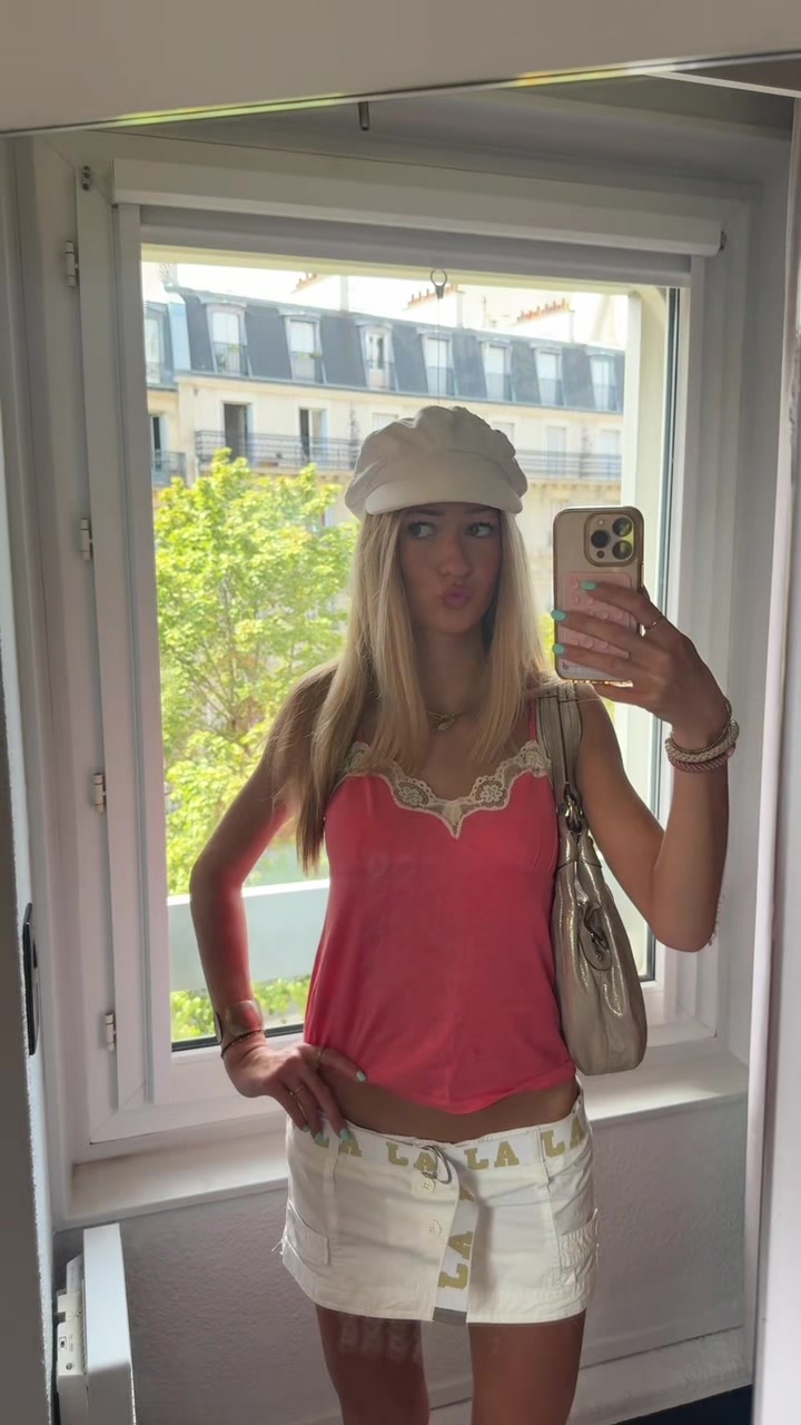@sofiasfashionfile