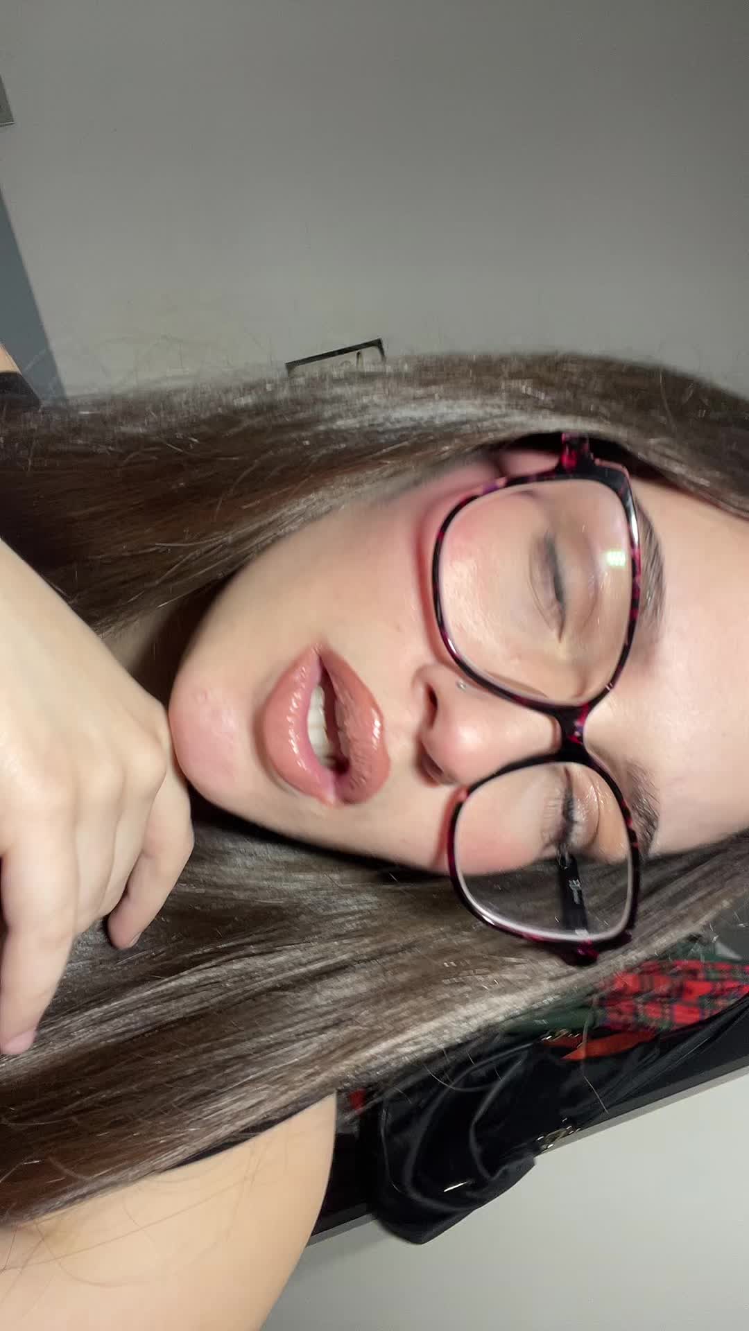 @aroamuca