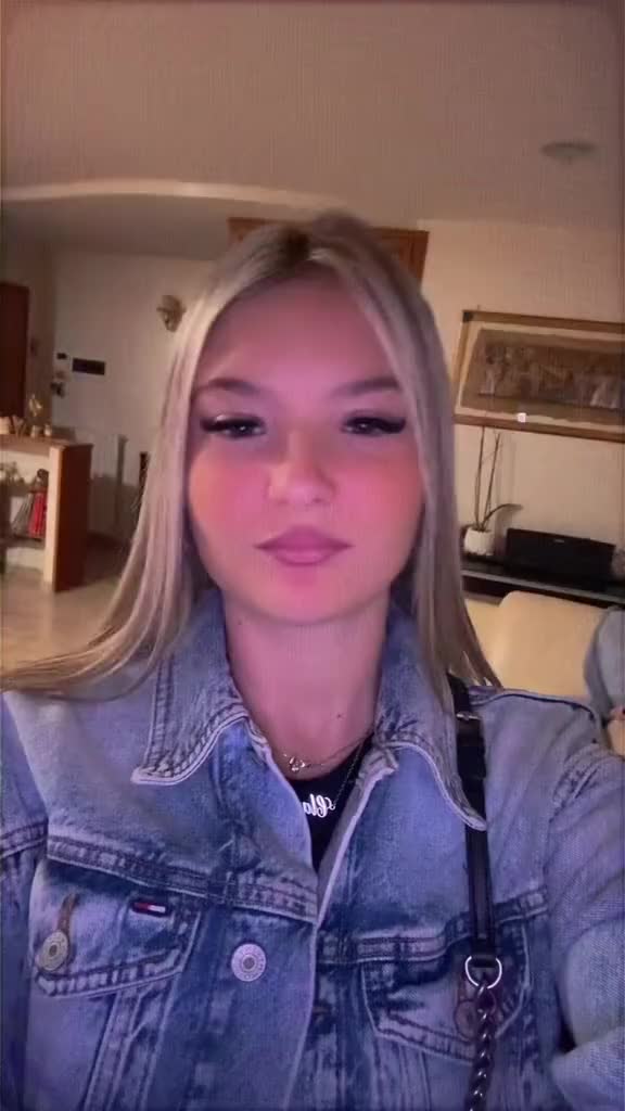 @claudia