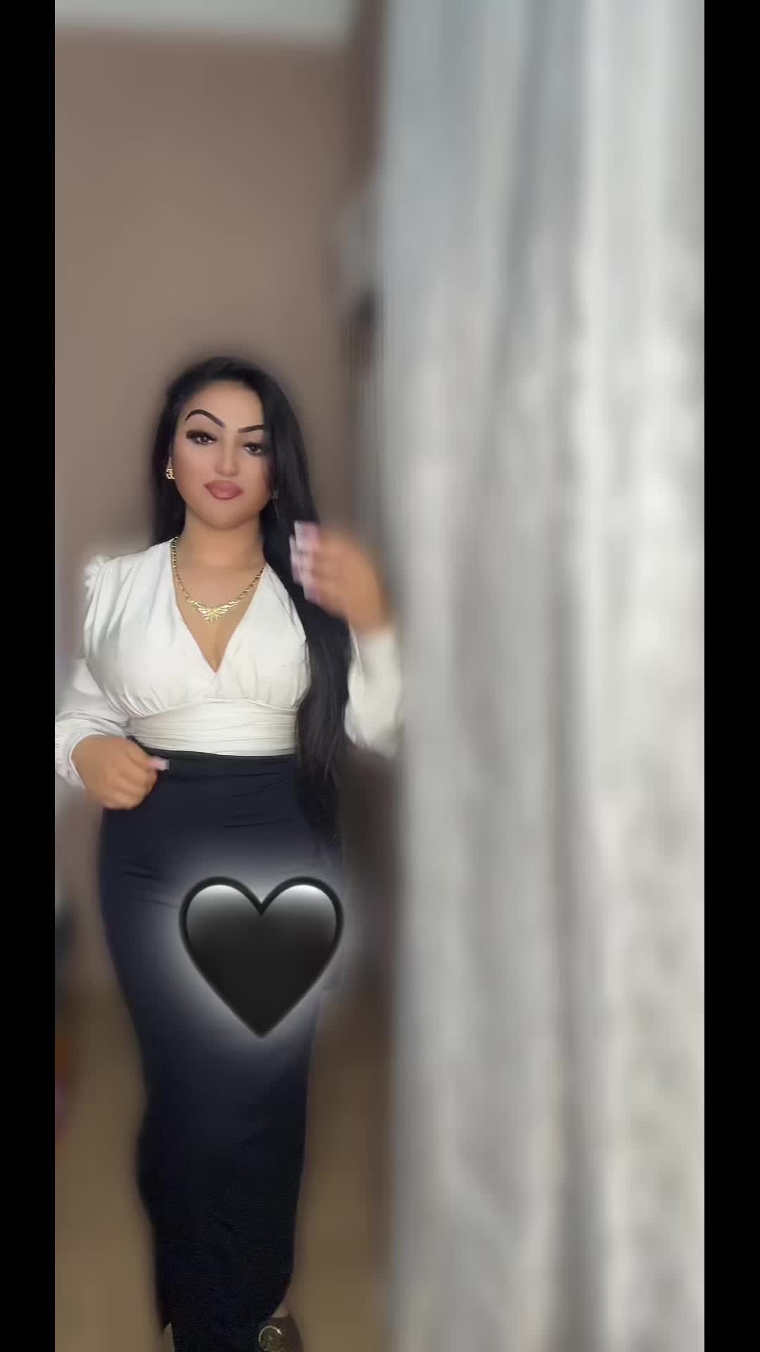 @Vivike007💋