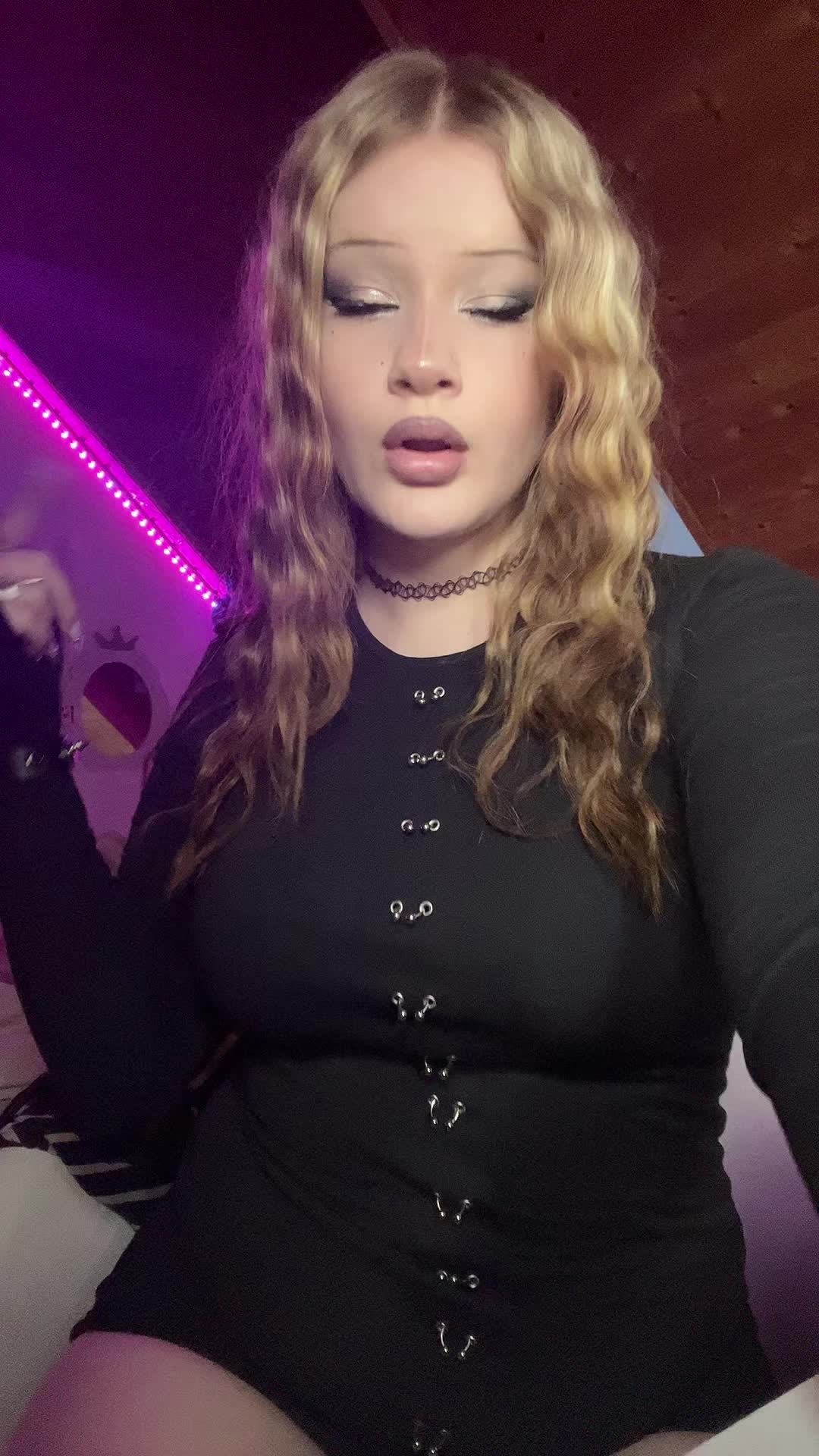 @𝓁𝓊𝒸𝓎