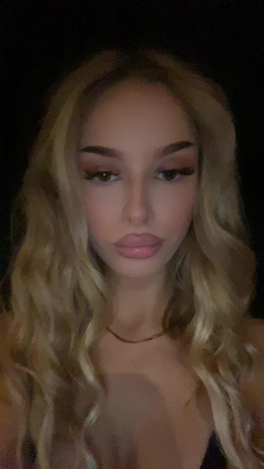 @laurixxyumm