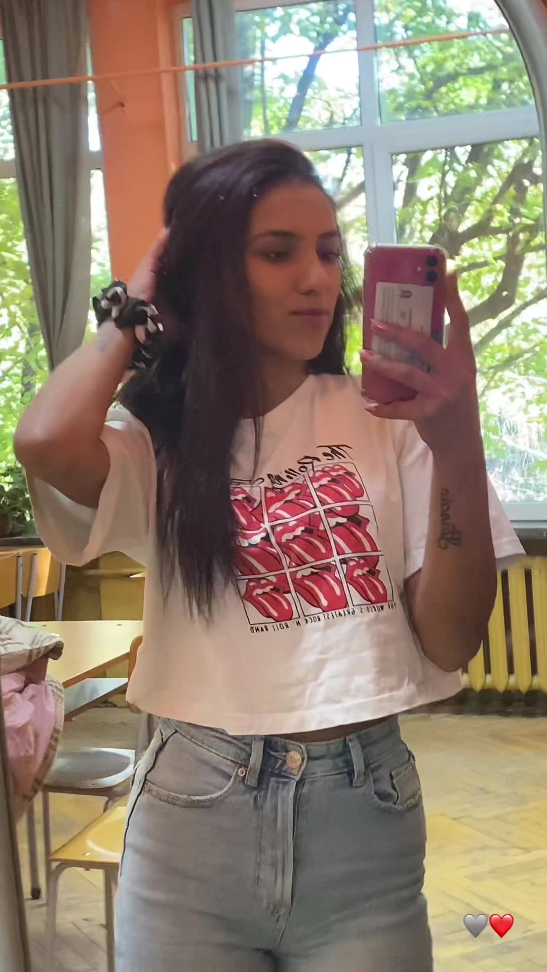 @🖤